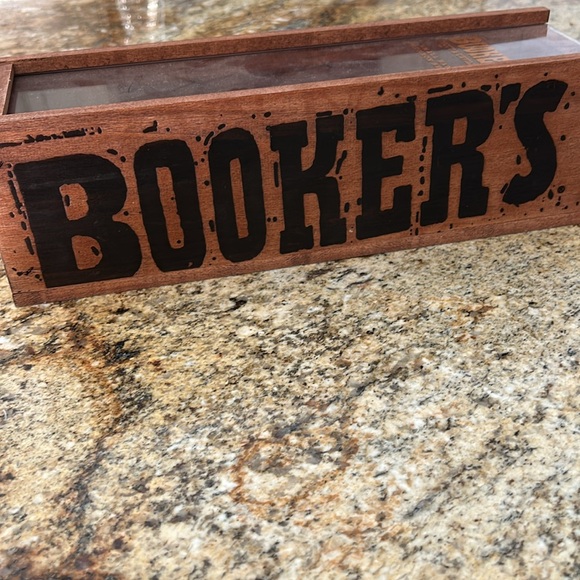 Bookers wooden whiskey box - Picture 4 of 10
